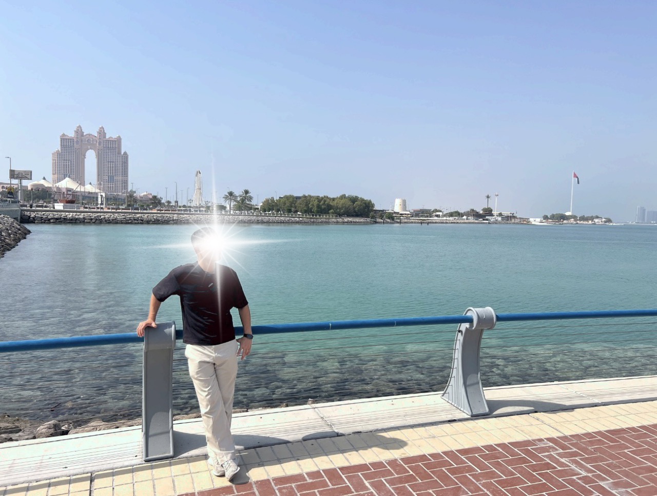 tsubasa,tsubasaの顔写真,女性専用,女性向け,オイルマッサージ,アロママッサージ,男性セラピスト,男性施術,全裸施術,全裸マッサージ,裸マッサージ,エロマッサージ,性感マッサージ